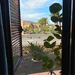 Marlau Con Piscina Privada