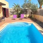 Marlau Con Piscina Privada Holiday home La Oliva