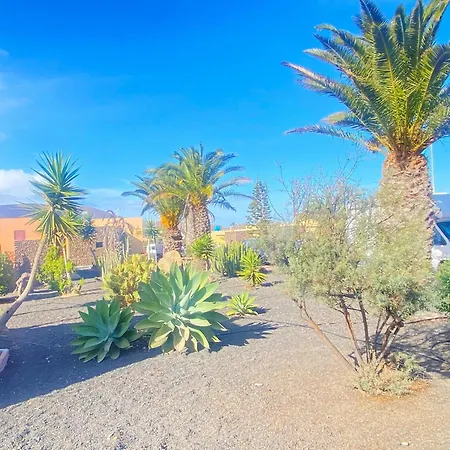 Marlau Con Piscina Privada * לה אוליבה