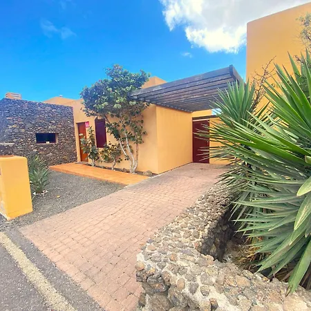 Marlau Con Piscina Privada * La Oliva