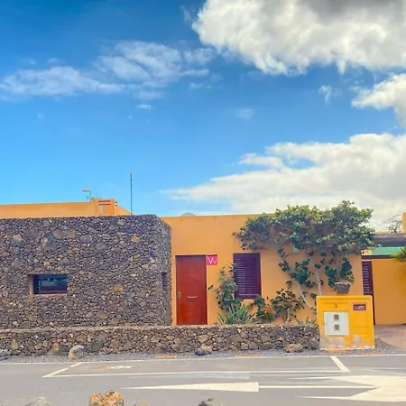 Marlau Con Piscina Privada