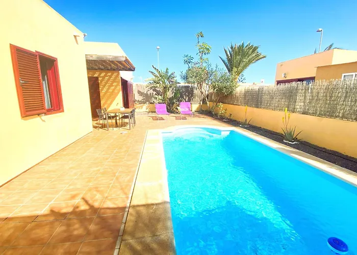 Marlau Con Piscina Privada