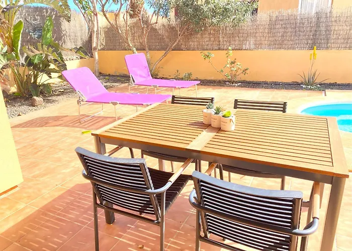 Сasa de vacaciones Marlau Con Piscina Privada La Oliva