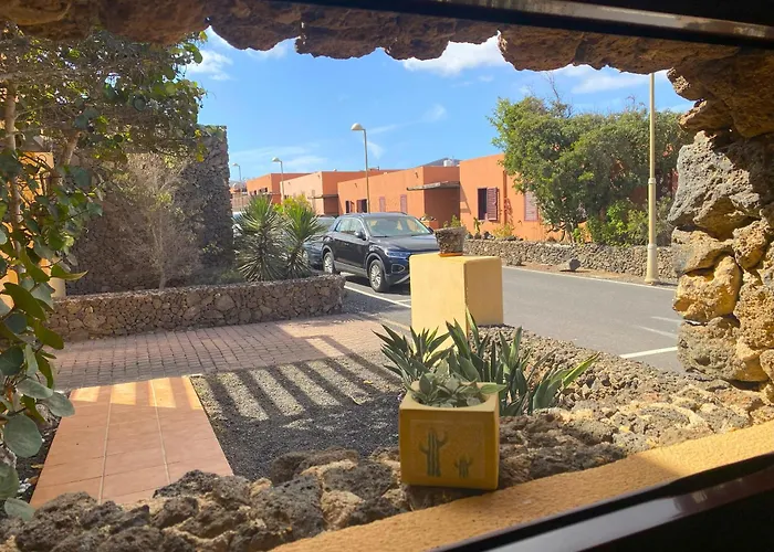 Сasa de vacaciones Marlau Con Piscina Privada La Oliva